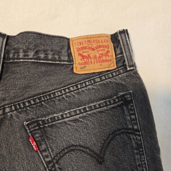 LEVI'S 501 Original Icon BOHO Black Hash Raw Hem Button Fly Jean Short Size W29 - Picture 8 of 16